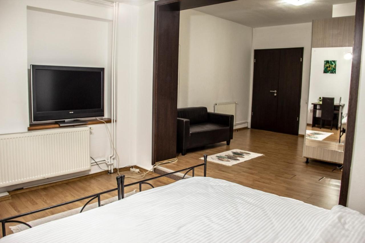 Happy Accomodation Bukarest Eksteriør billede